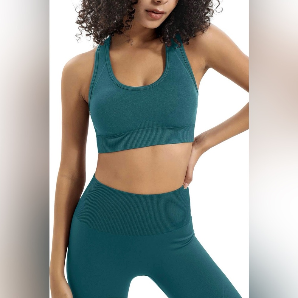 Seamless Teal Sports Bra and Leggings Set
